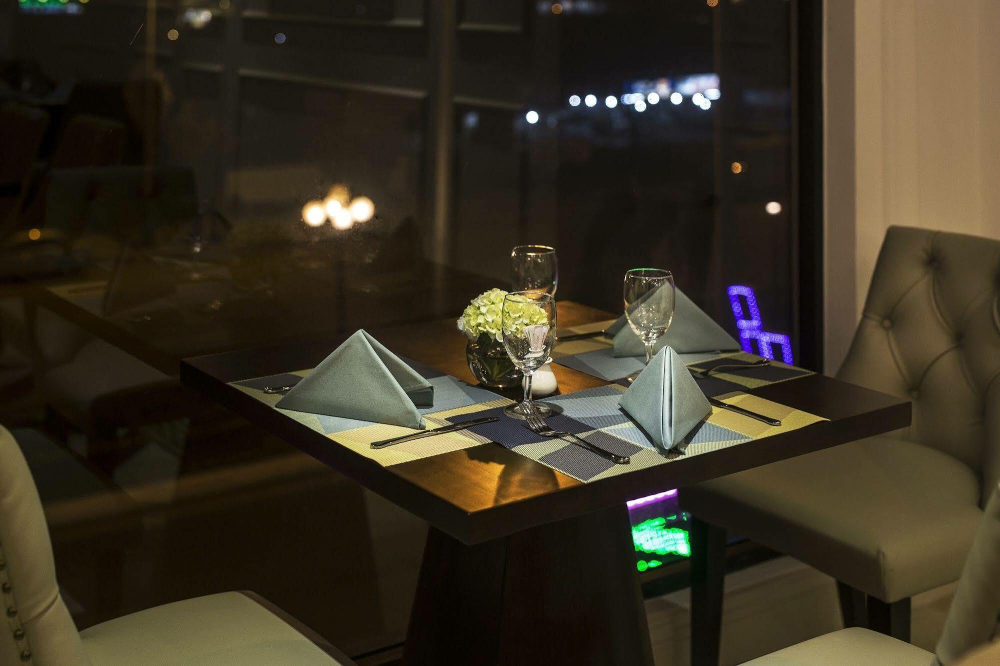 דה נאנג Adaline Hotel And Suite מראה חיצוני תמונה