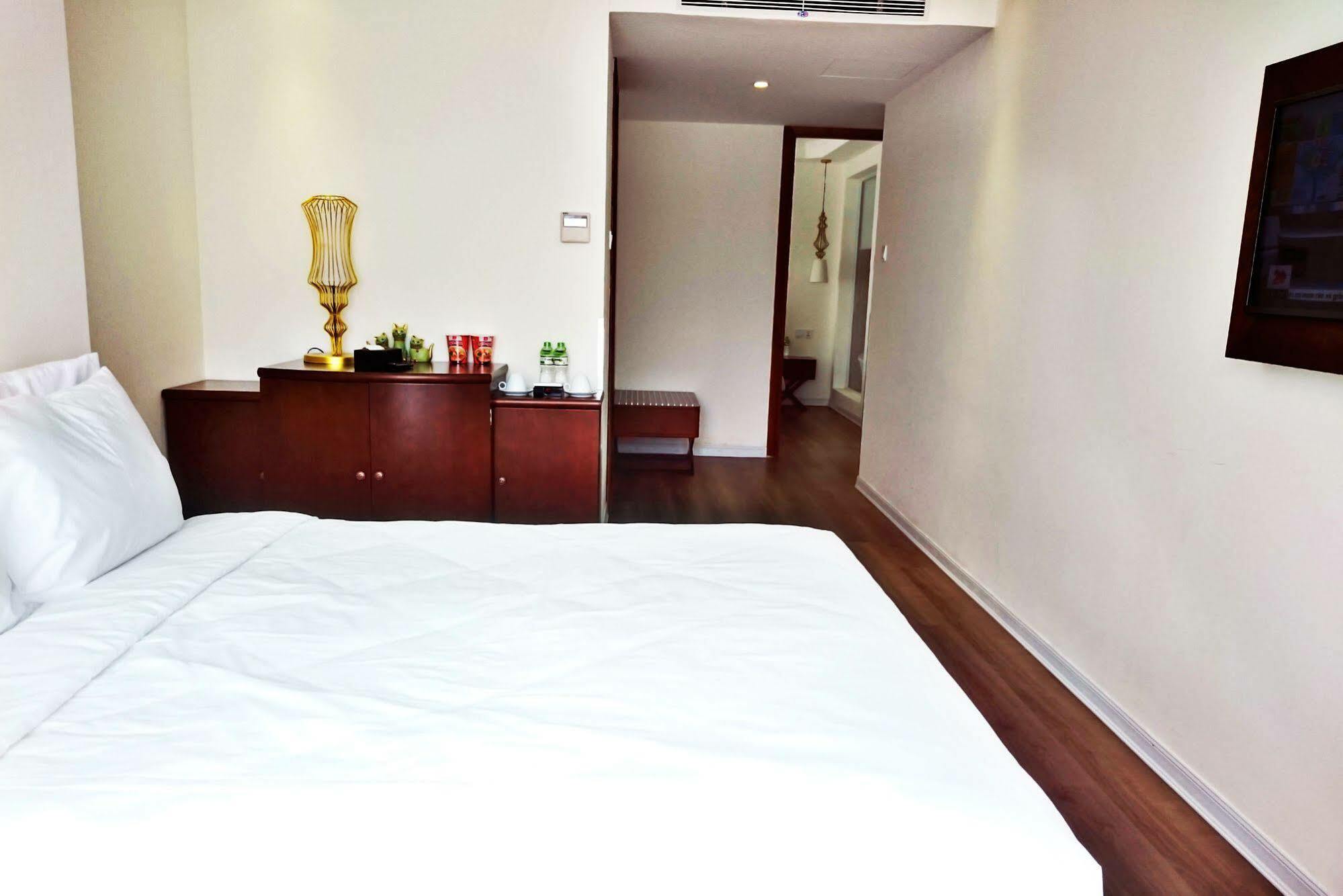 דה נאנג Adaline Hotel And Suite מראה חיצוני תמונה