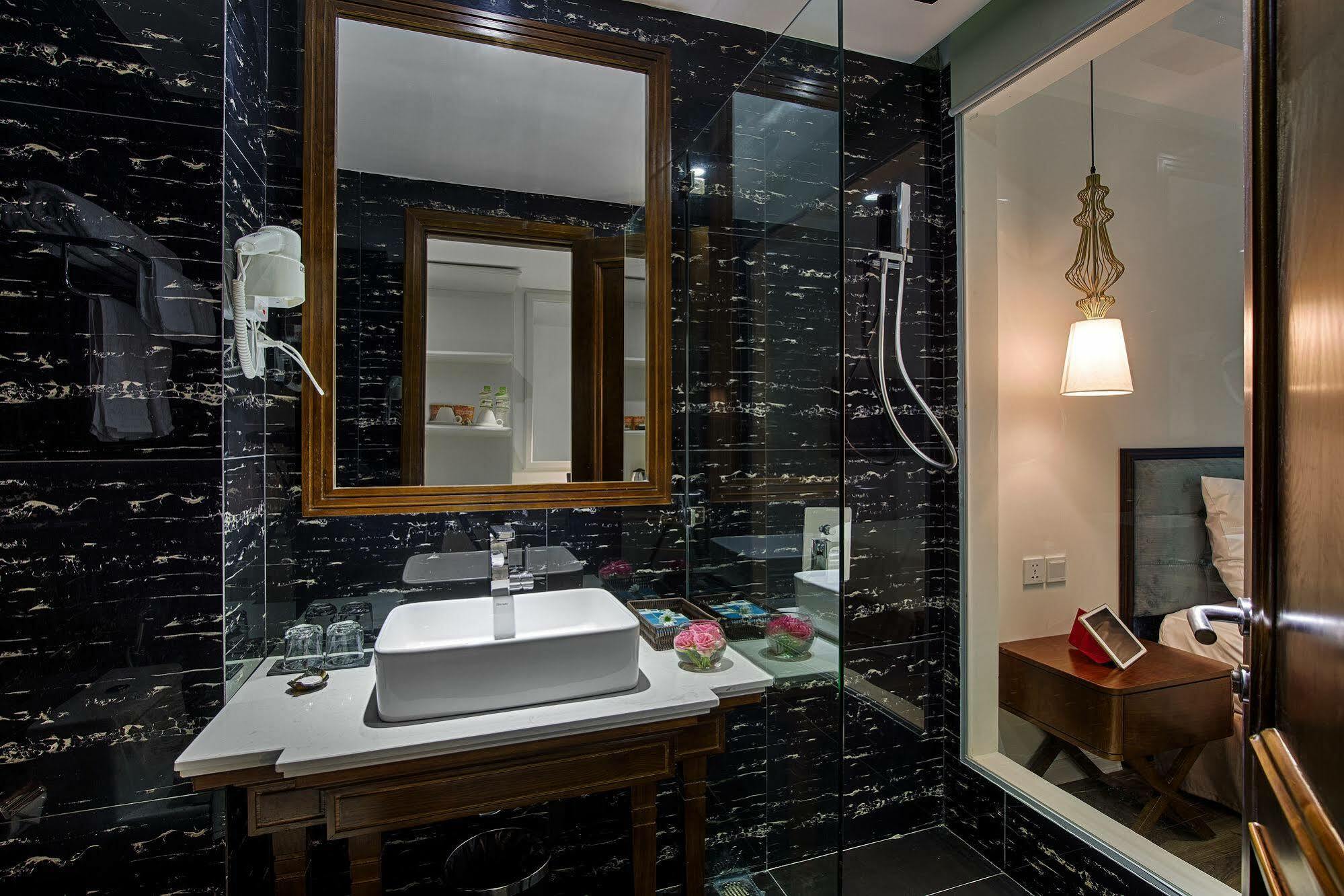 דה נאנג Adaline Hotel And Suite מראה חיצוני תמונה