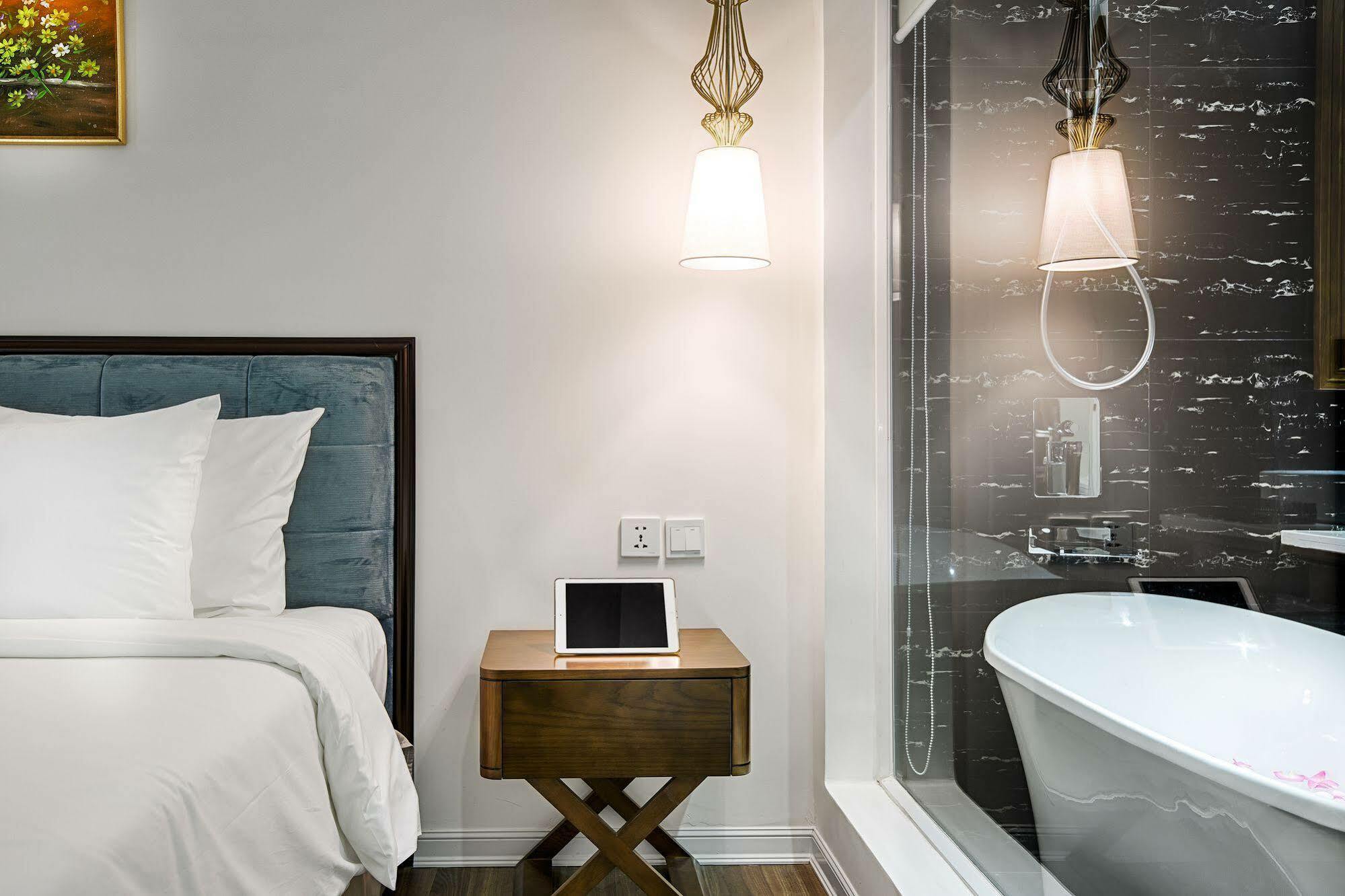 דה נאנג Adaline Hotel And Suite מראה חיצוני תמונה