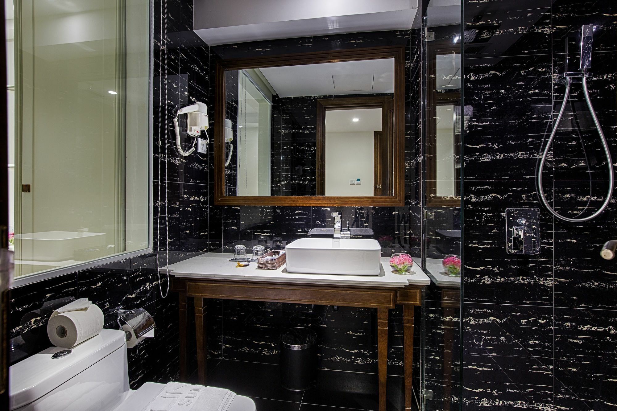 דה נאנג Adaline Hotel And Suite מראה חיצוני תמונה